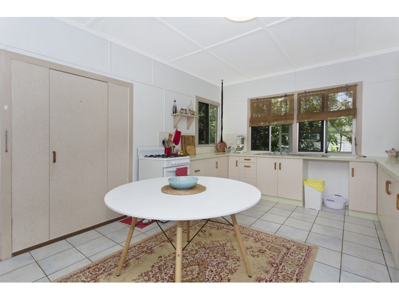 11 Barber St, Keperra QLD 4054