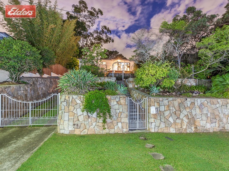 34 Violet St, Everton Hills QLD 4053
