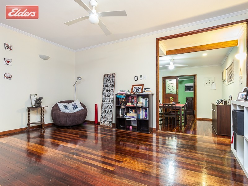 34 Violet St, Everton Hills QLD 4053