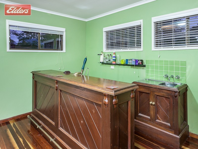 34 Violet St, Everton Hills QLD 4053