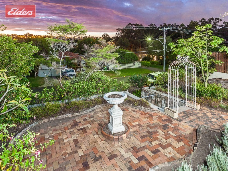 34 Violet St, Everton Hills QLD 4053