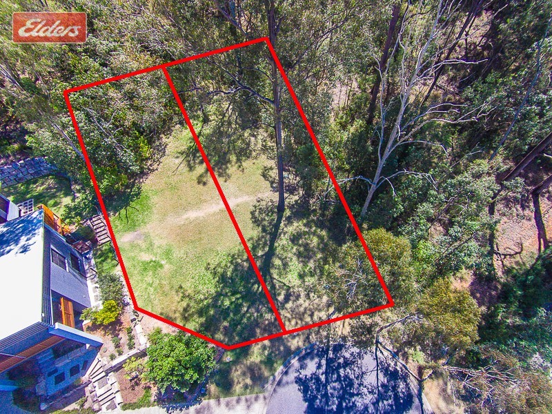 22 and 24 Naturesque Cl, Mitchelton QLD 4053