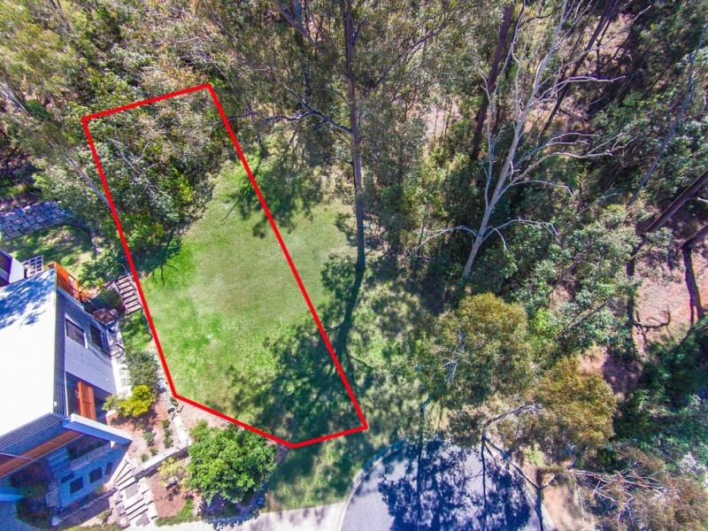 22 and 24 Naturesque Cl, Mitchelton QLD 4053
