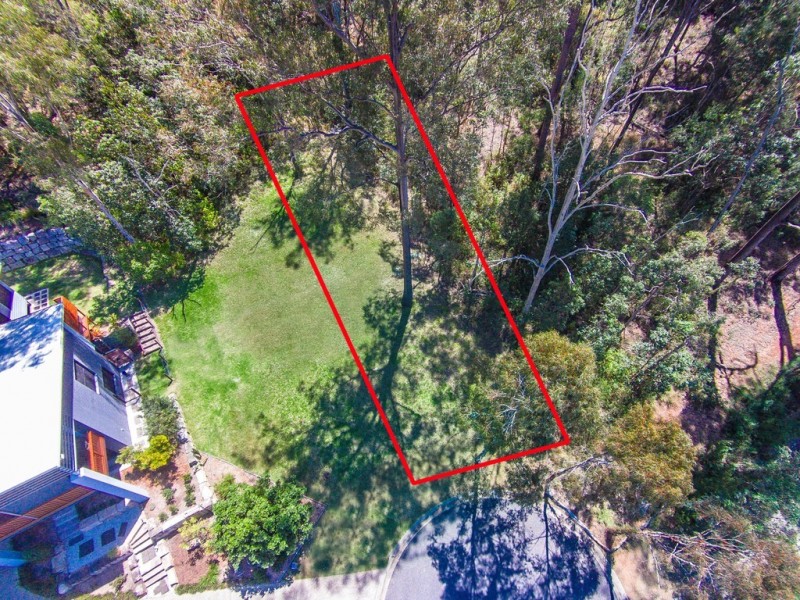 22 and 24 Naturesque Cl, Mitchelton QLD 4053