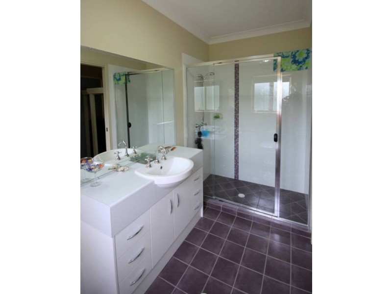 12 Parklands Drive, Gulmarrad NSW 2463
