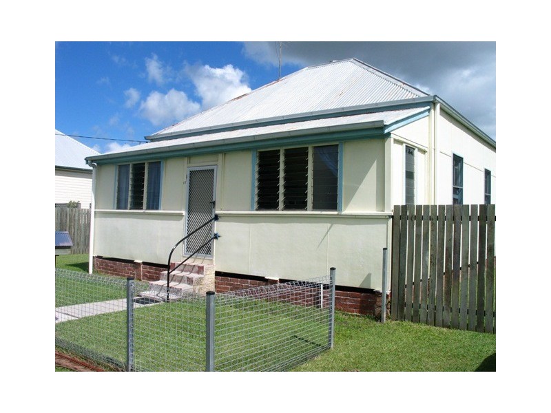 17 McLachlan Street, Maclean NSW 2463