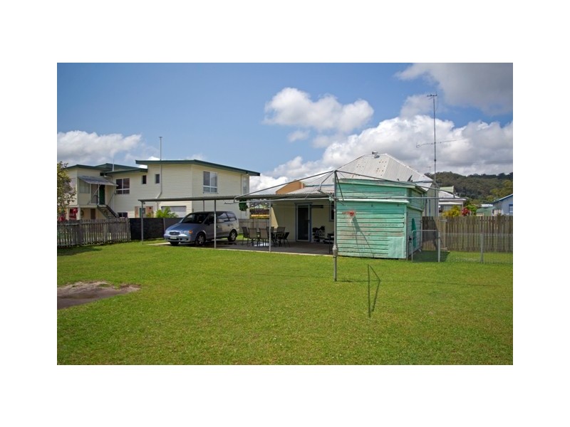 17 McLachlan Street, Maclean NSW 2463