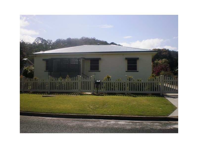 11 Roderick Street, Maclean NSW 2463