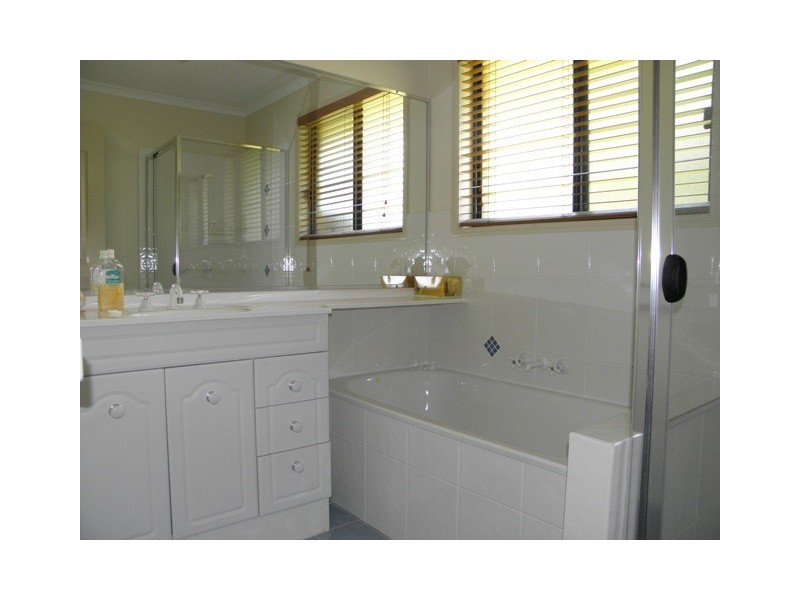 25 Ridgewood Drive, Woombah NSW 2469