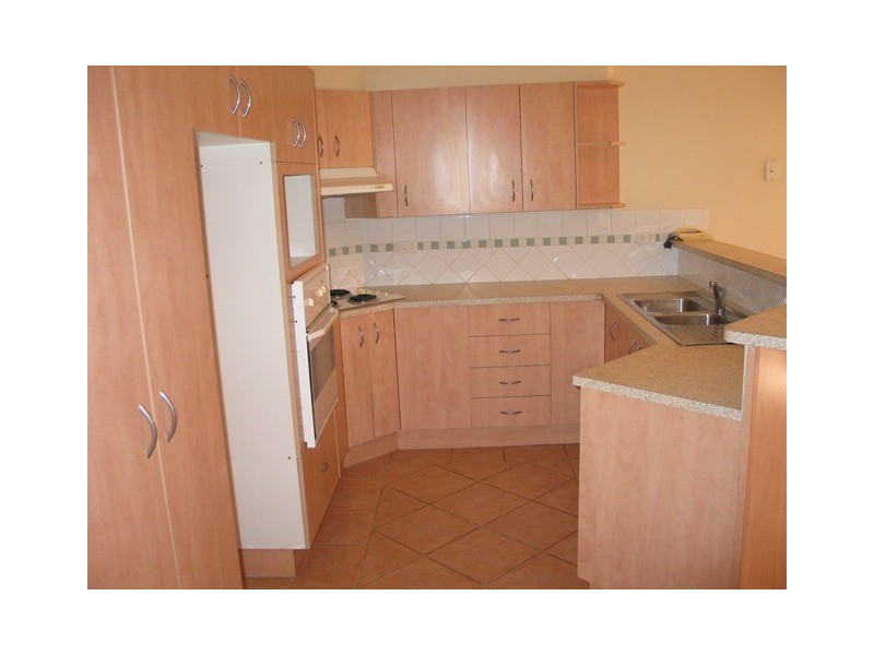 2/15 Beachside Way, Yamba NSW 2464