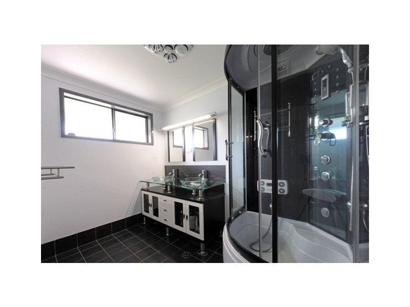 33 Cameron Street, Maclean NSW 2463