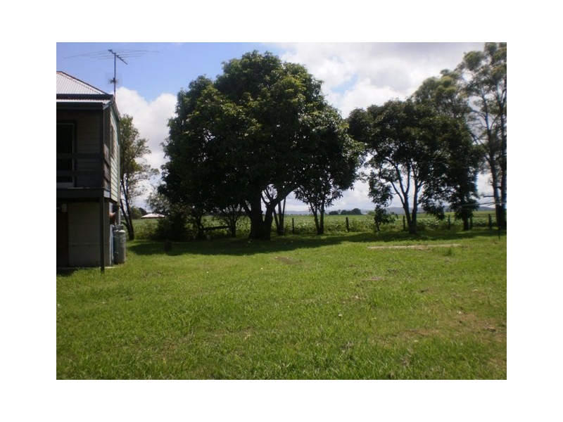 125 Roberts Creek Road, Brushgrove NSW 2460