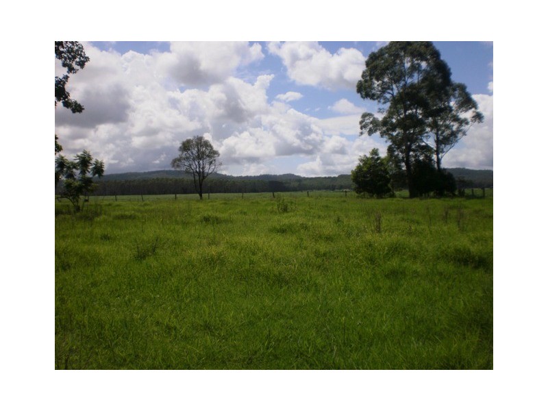 125 Roberts Creek Road, Brushgrove NSW 2460