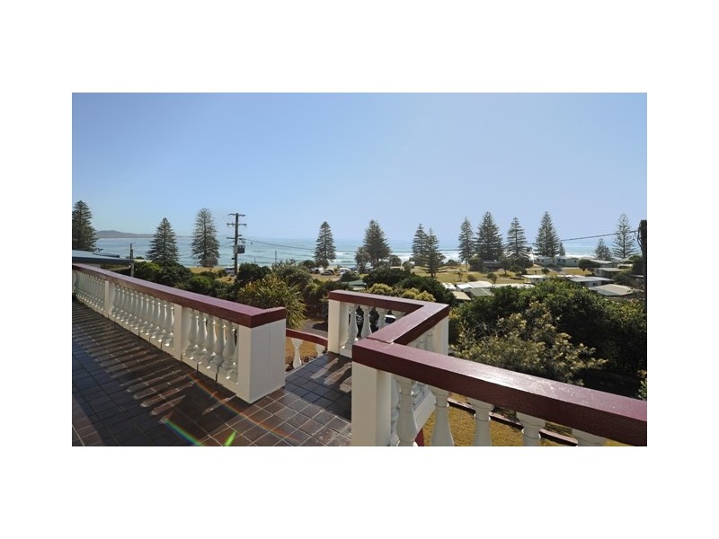136 Ocean Road, Brooms Head NSW 2463