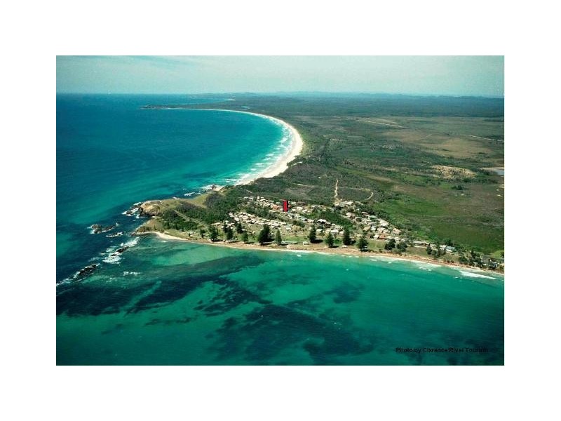 136 Ocean Road, Brooms Head NSW 2463