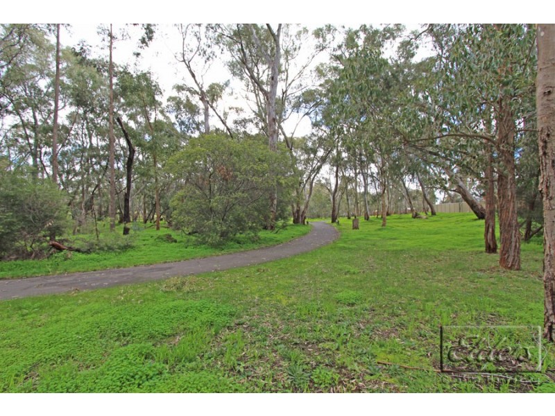 1/165 Retreat Road, Spring Gully VIC 3550