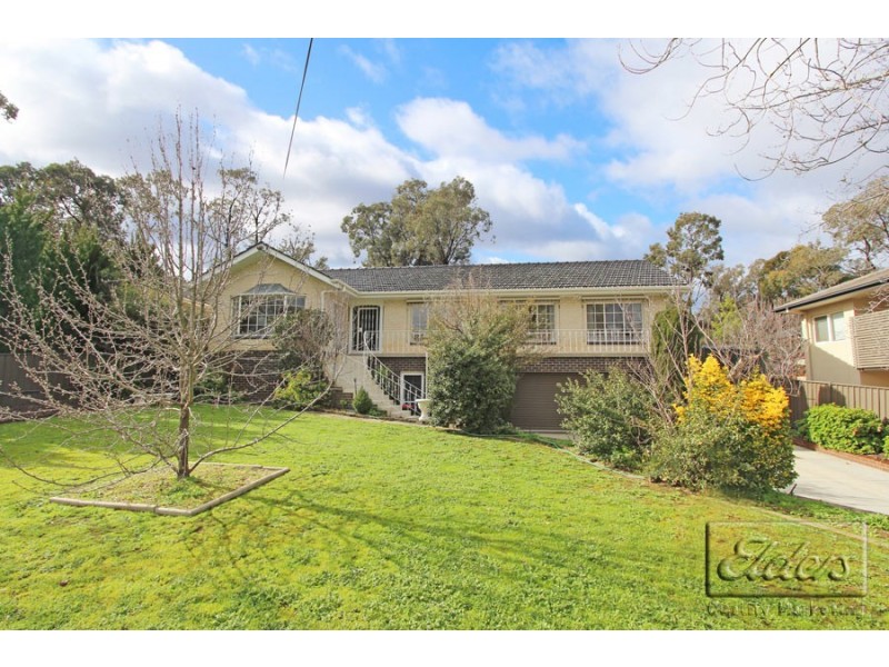 3 Yallambee Drive, Kennington VIC 3550