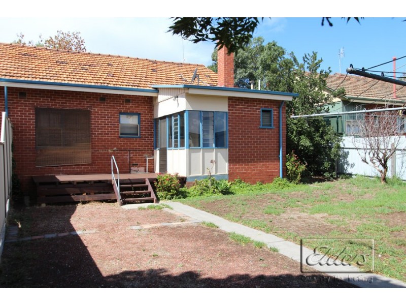 19 Churchill Avenue, Flora Hill VIC 3550