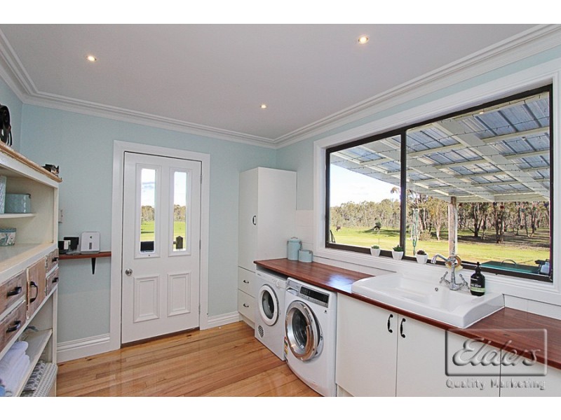 104 Shanahans Road, Strathfieldsaye VIC 3551