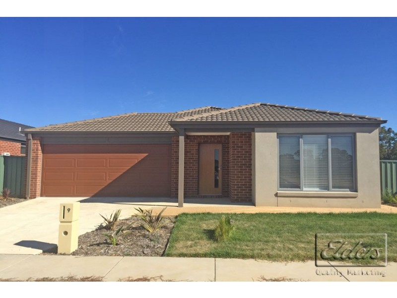 9 Diva Way, Huntly VIC 3551