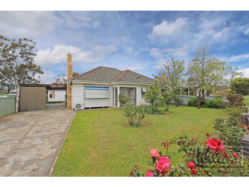 9 Hope Street, Kangaroo Flat VIC 3555