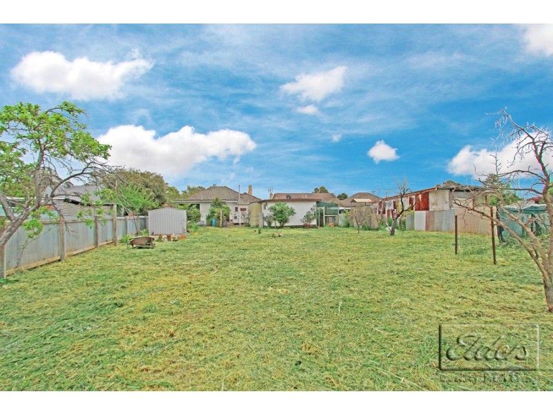 9 Hope Street, Kangaroo Flat VIC 3555