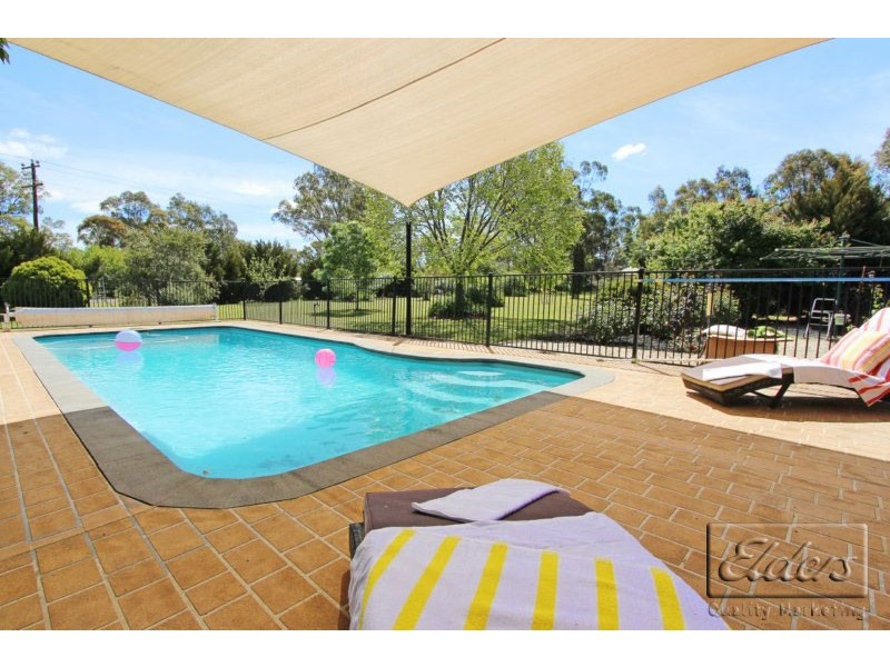 6 Morris Place, Strathfieldsaye VIC 3551