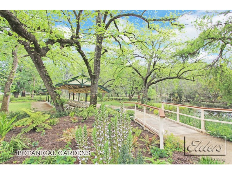 14 Scott Street, White Hills VIC 3550