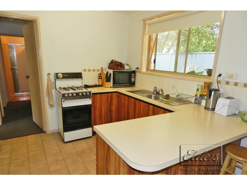 4/8 Clarke Street, Kennington VIC 3550