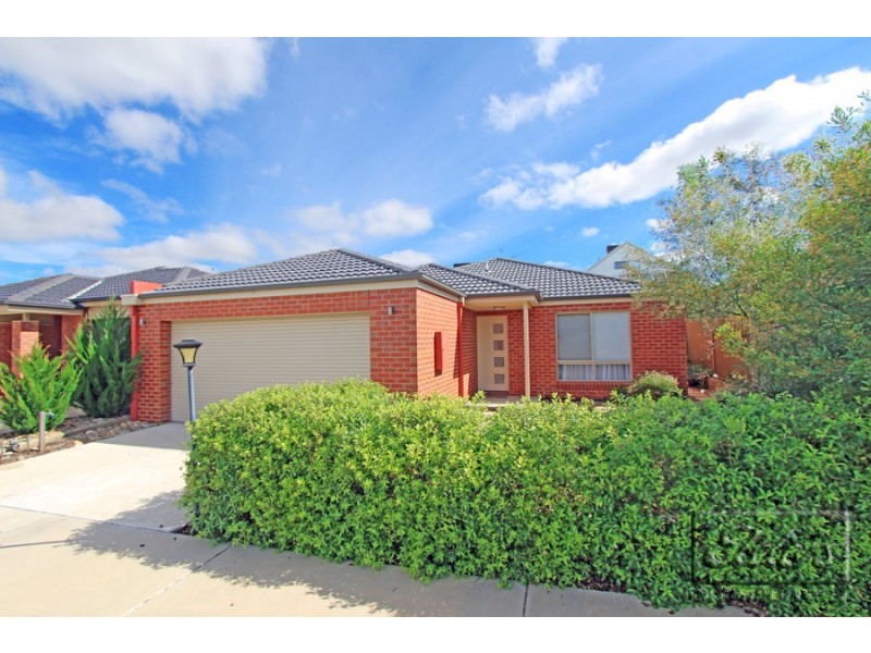 5 Roche Court, White Hills VIC 3550