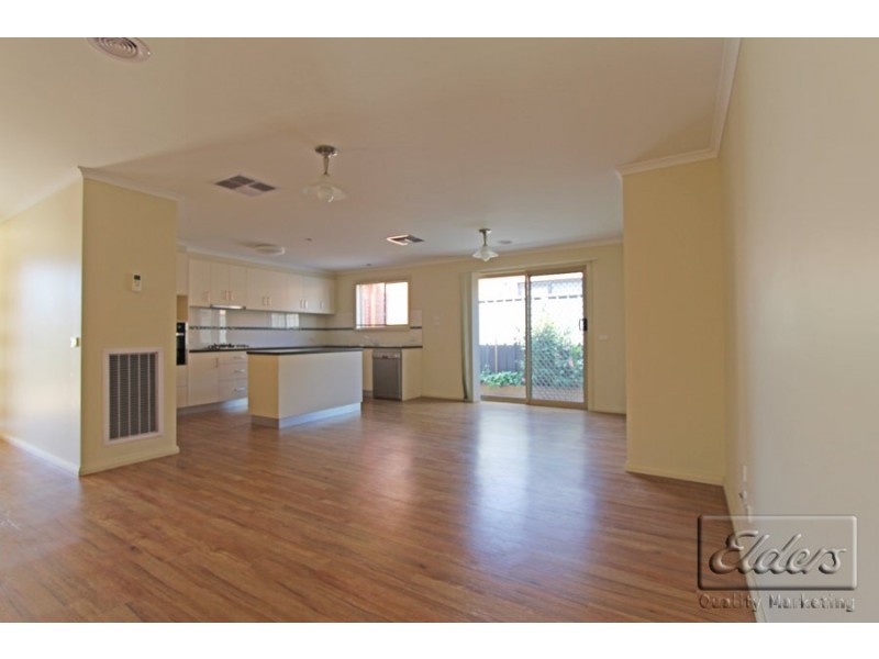 5 Roche Court, White Hills VIC 3550