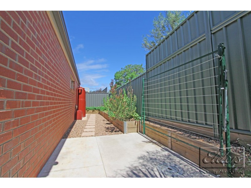 5 Roche Court, White Hills VIC 3550