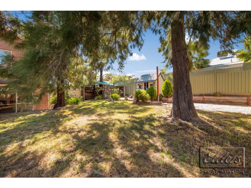 3 Allison Street, Kennington VIC 3550