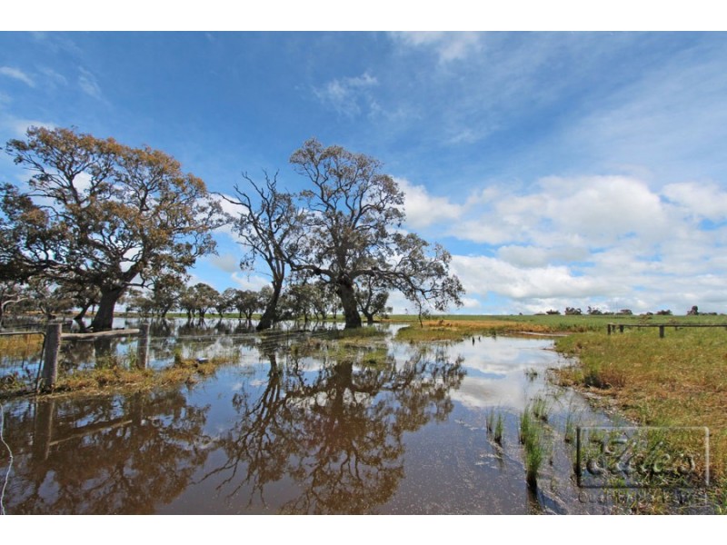 0 Pyrenees Highway, Carisbrook VIC 3464