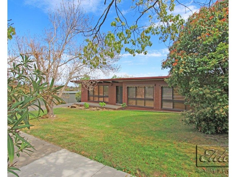 24 Yallambee Drive, Kennington VIC 3550