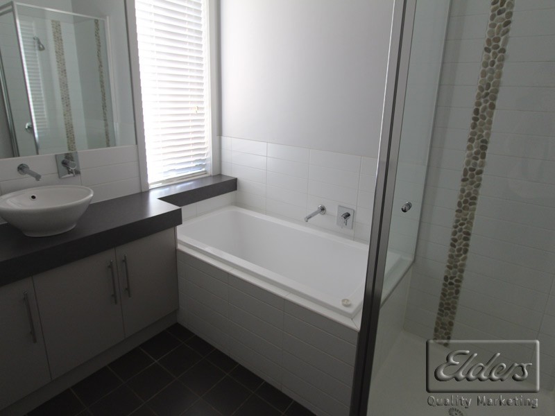 3 RUBY STREET, White Hills VIC 3550