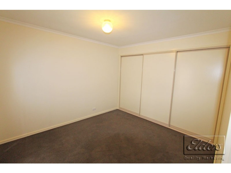 2/5 Biggs Court, Flora Hill VIC 3550