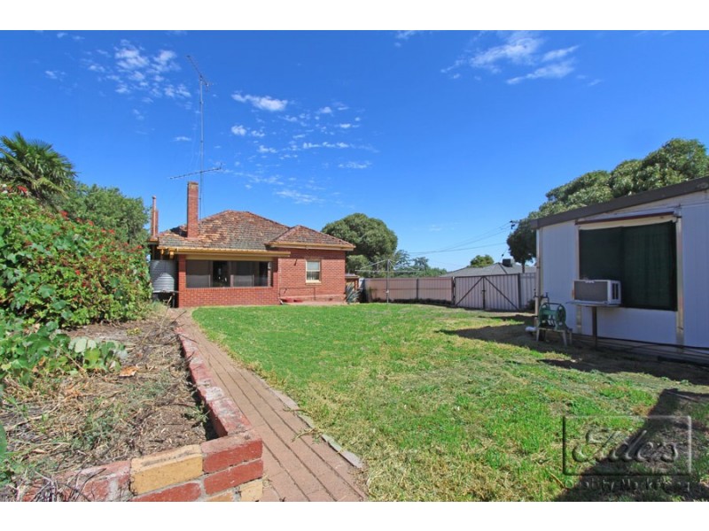 217 Neale Street, Flora Hill VIC 3550