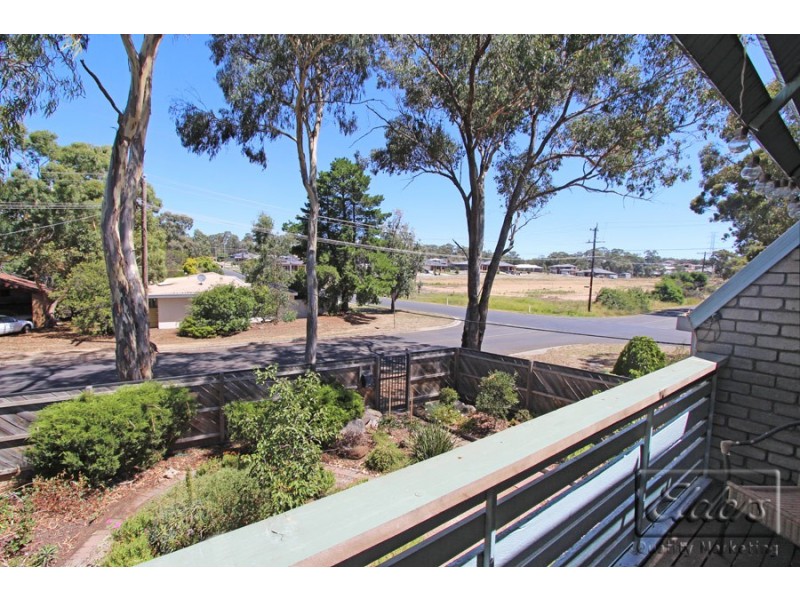 26 Mistletoe Street, Golden Square VIC 3555