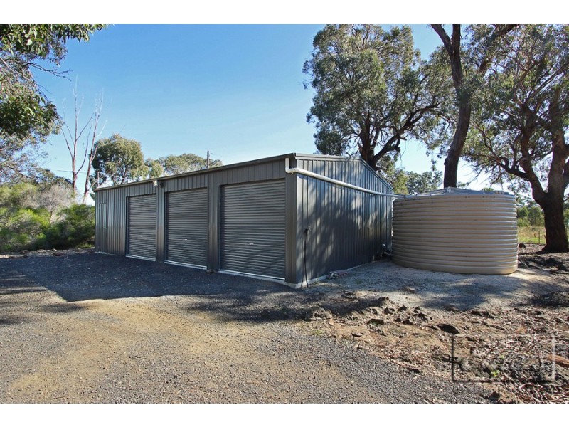 110 Backhaus Road, Axedale VIC 3551