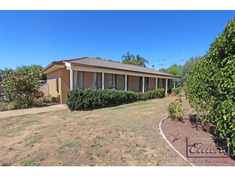 2 Pine Grove, Goornong VIC 3557