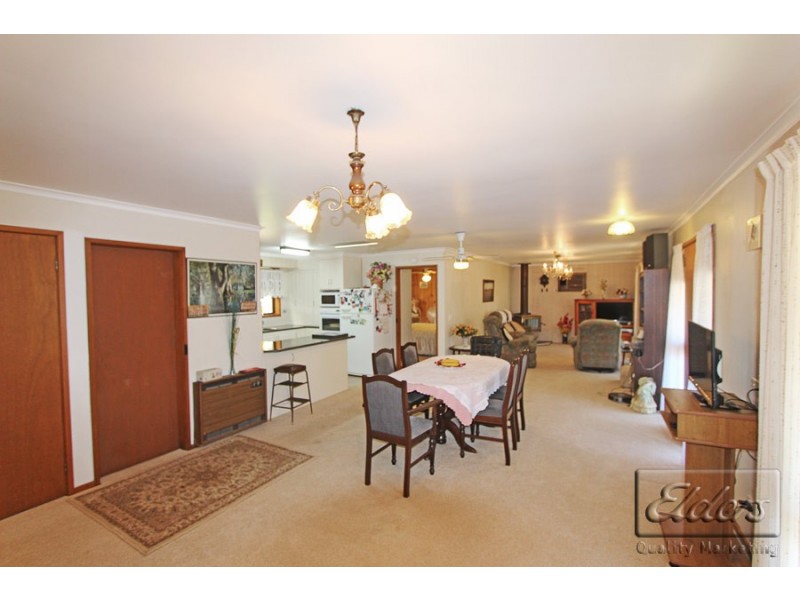 2 Pine Grove, Goornong VIC 3557