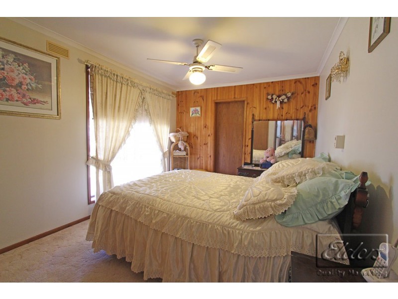 2 Pine Grove, Goornong VIC 3557
