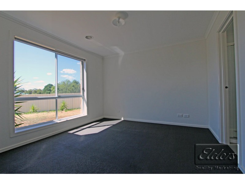 6 Mulberry Lane, White Hills VIC 3550