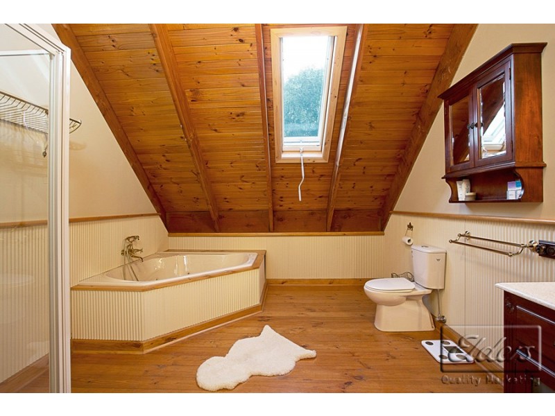 21 Twyford Street, Harcourt VIC 3453