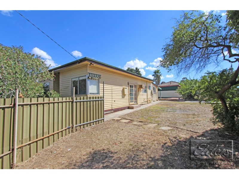 10 Barker Street, California Gully VIC 3556
