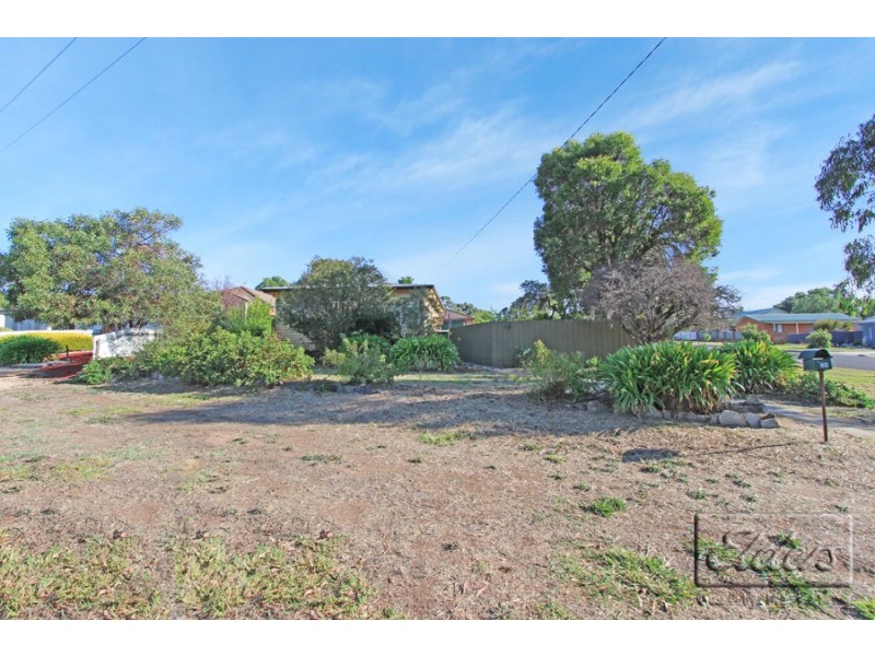 10 Barker Street, California Gully VIC 3556
