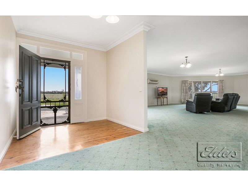 3058 Northern Highway, Toolleen VIC 3551