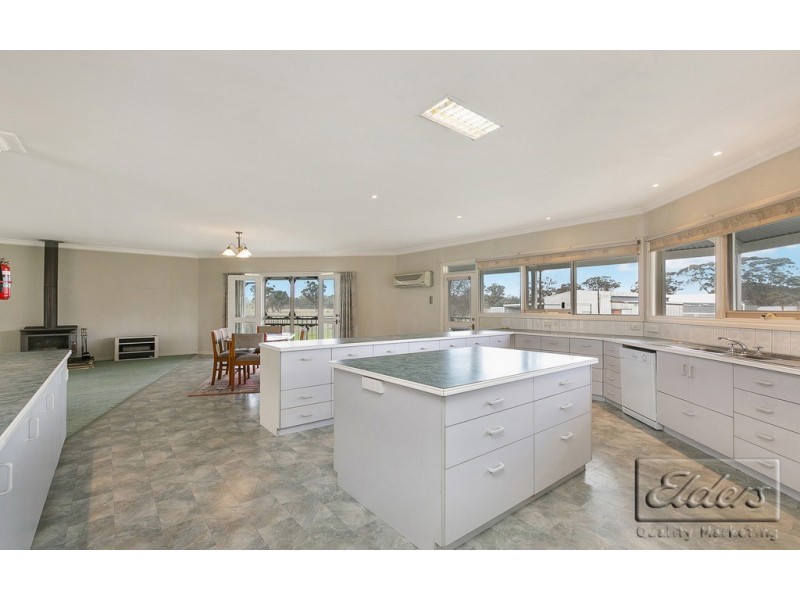 3058 Northern Highway, Toolleen VIC 3551