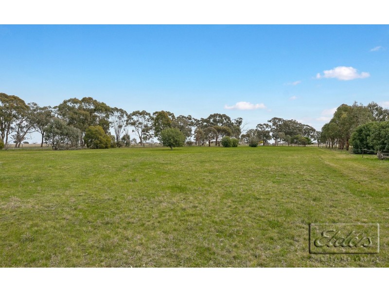 3058 Northern Highway, Toolleen VIC 3551